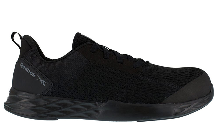 Order Reebok Astroride Strike 'Sepatu Lari Low-Top Hitam' RB4672