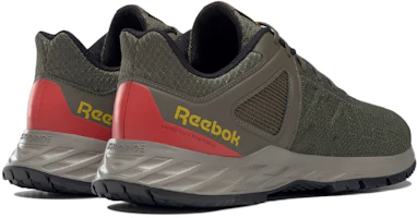 Shop 銳步 Astroride Trail 2.0 舒適透氣 低幫運動跑步鞋 軍綠