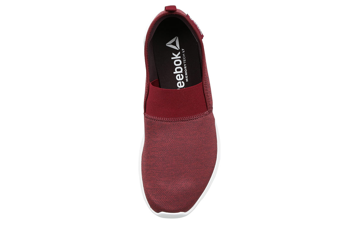 Shop Reebok Astroride Sepatu Jalan Slip-On 'Merah Lari' DV6270