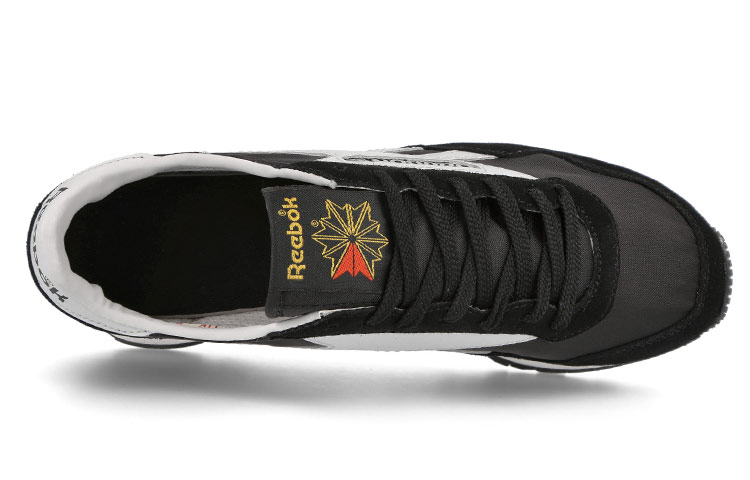 Shop Reebok AZ 2 ''Schwarz Kreide'' H04984