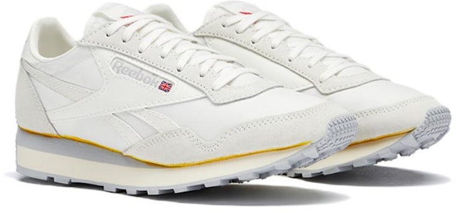 Reebok AZTEC II 'Putih Abu-Abu' GZ2289 Lookbook Reebok AZTEC II 'Putih Abu-Abu' GZ2289