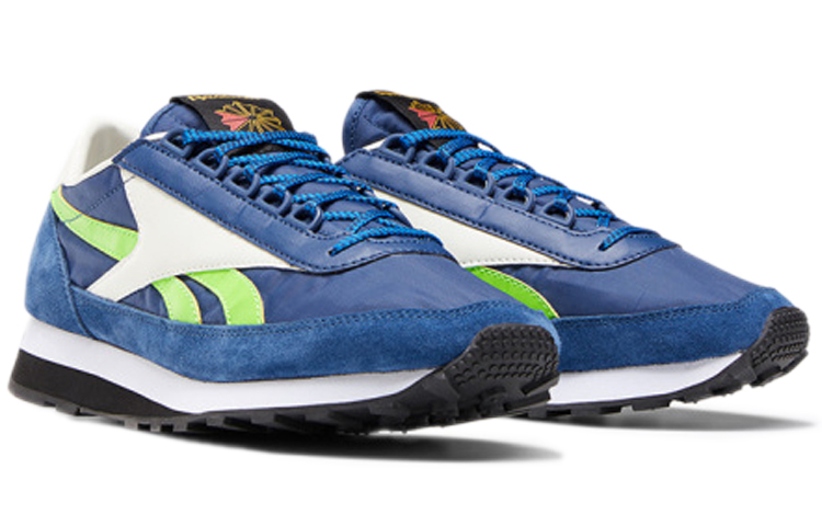 Lookbook Reebok Aztec OG 藍色