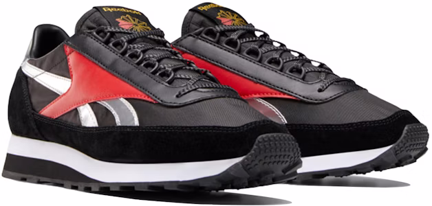 Reebok Aztec OG Hitam/Merah Q47273 Lookbook Reebok Aztec OG Hitam/Merah Q47273