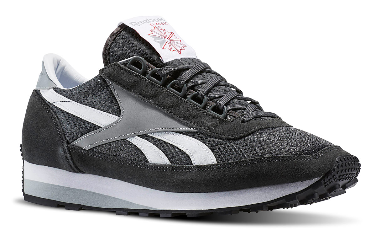 Lookbook Reebok Aztec Retro 'Hitam' BD1667