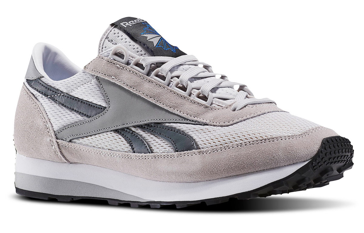 Lookbook Reebok Aztec Retro 灰色 跑步鞋