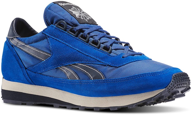 Reebok Aztec 'Azul Negro' AR0211 Lookbook Reebok Aztec 'Azul Negro' AR0211