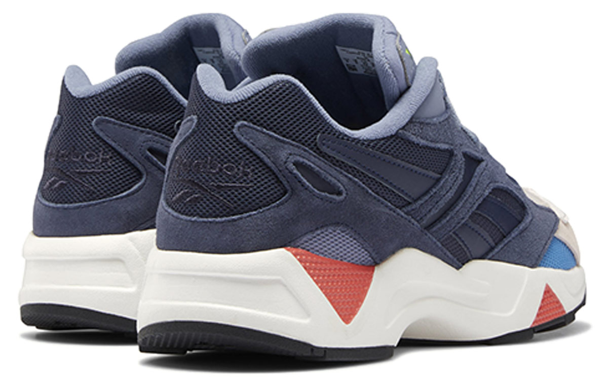 Lookbook Reebok Aztrek 96 Biru 'Abu Putih' DV9768