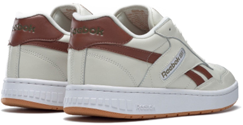 Reebok BB 4000 低筒 復古籃球鞋 男女款 白褐色 Lookbook Reebok BB 4000 低筒 復古籃球鞋 男女款 白褐色