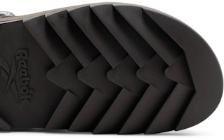 リーボック ビートニック サンダル "アース" GW2811 Purchase リーボック ビートニック サンダル "アース" GW2811