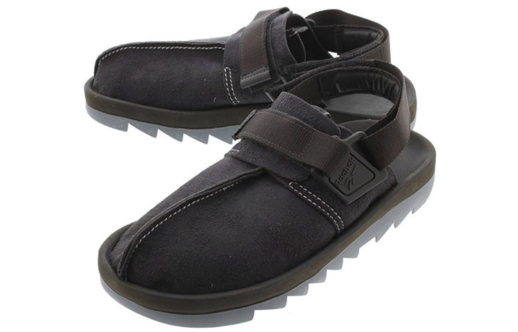 Shop 锐步 Beatnik SYN 黑色凉鞋 CN7051