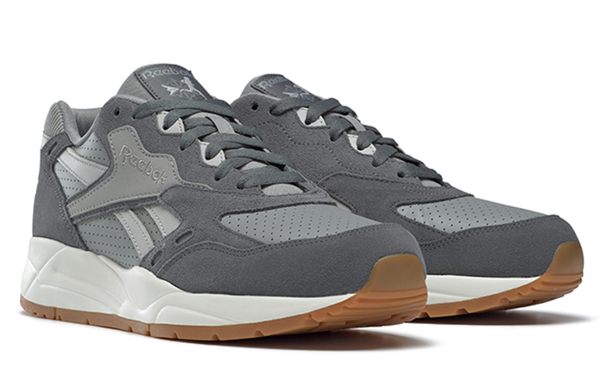 Lookbook Reebok Bolton Essential ''Grigio Bianco'' DV8754
