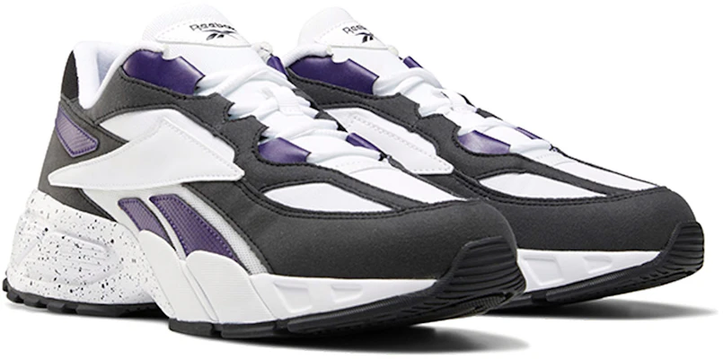 Reebok EVZN Zwart Paars ''Wit'' Sneakers FX5698 Lookbook Reebok EVZN Zwart Paars ''Wit'' Sneakers FX5698