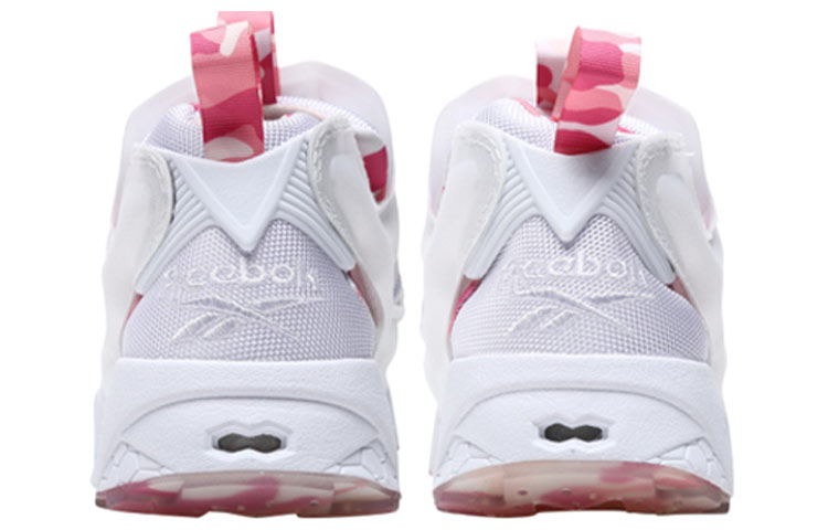 Shop リーボック インスタポンプフューリー OG カモ (ピンク/白) DV3696