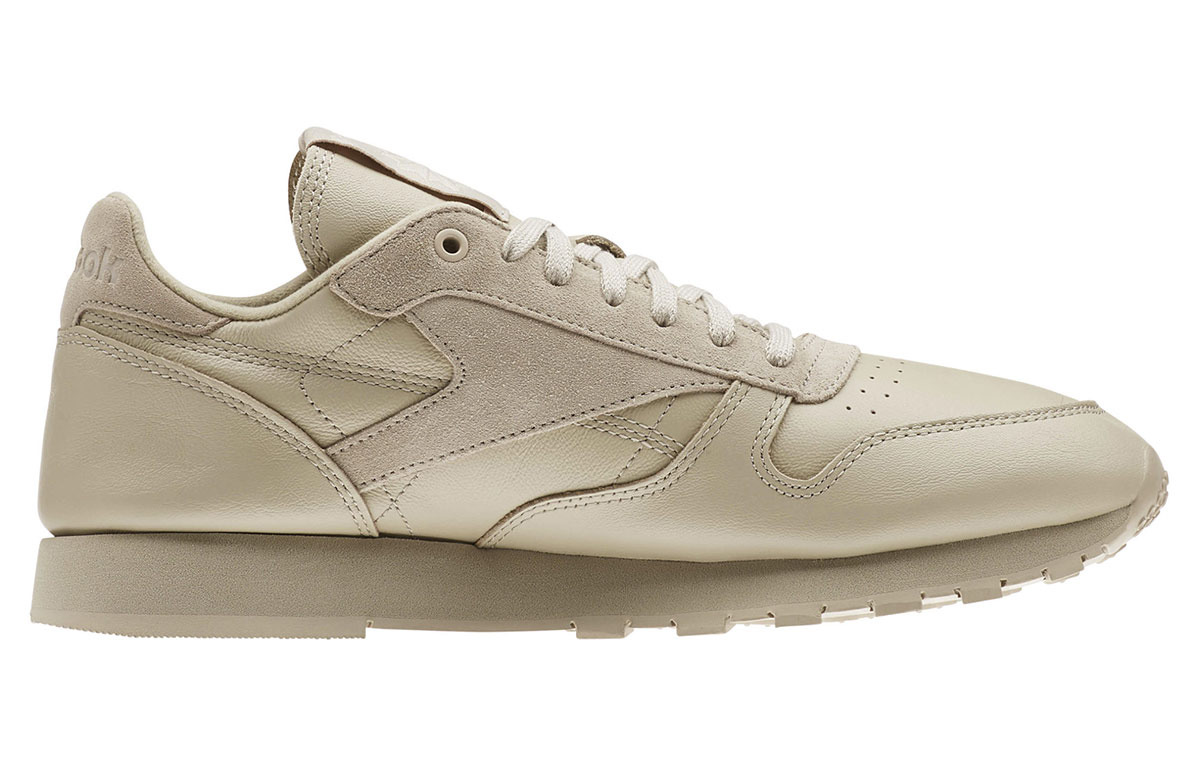 Order 리복 클래식 레더 베이지 (Reebok keullaesik redeo bei-ji) CN5310