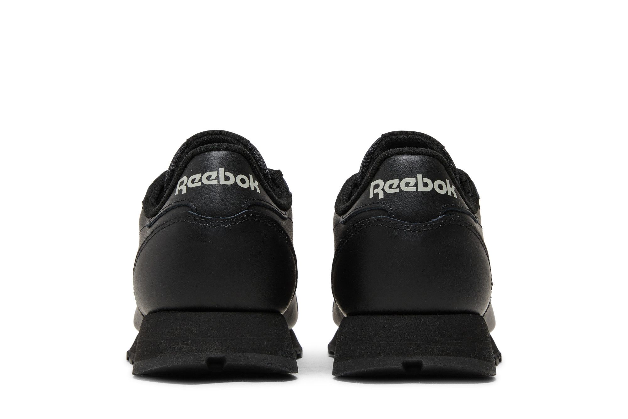 Sizing Reebok Classic Leather ''Zwart'' GY0955