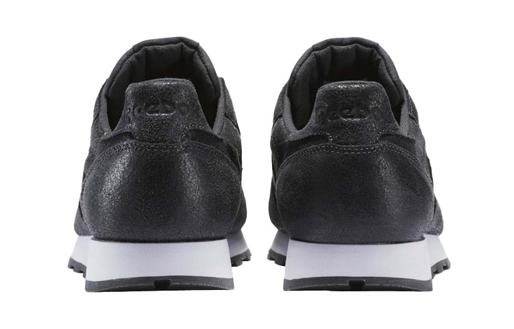 Purchase 锐步经典皮革‘黑色低帮’ BS5257