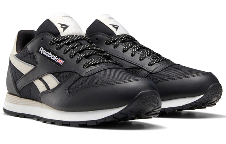 Lookbook 锐步经典皮革'黑色低帮' H67950