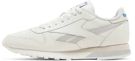 Reebok Classic Leather 'Chalk Alabaster' Kulit Kapur Alabaster HQ2230 Lookbook Reebok Classic Leather 'Chalk Alabaster' Kulit Kapur Alabaster HQ2230