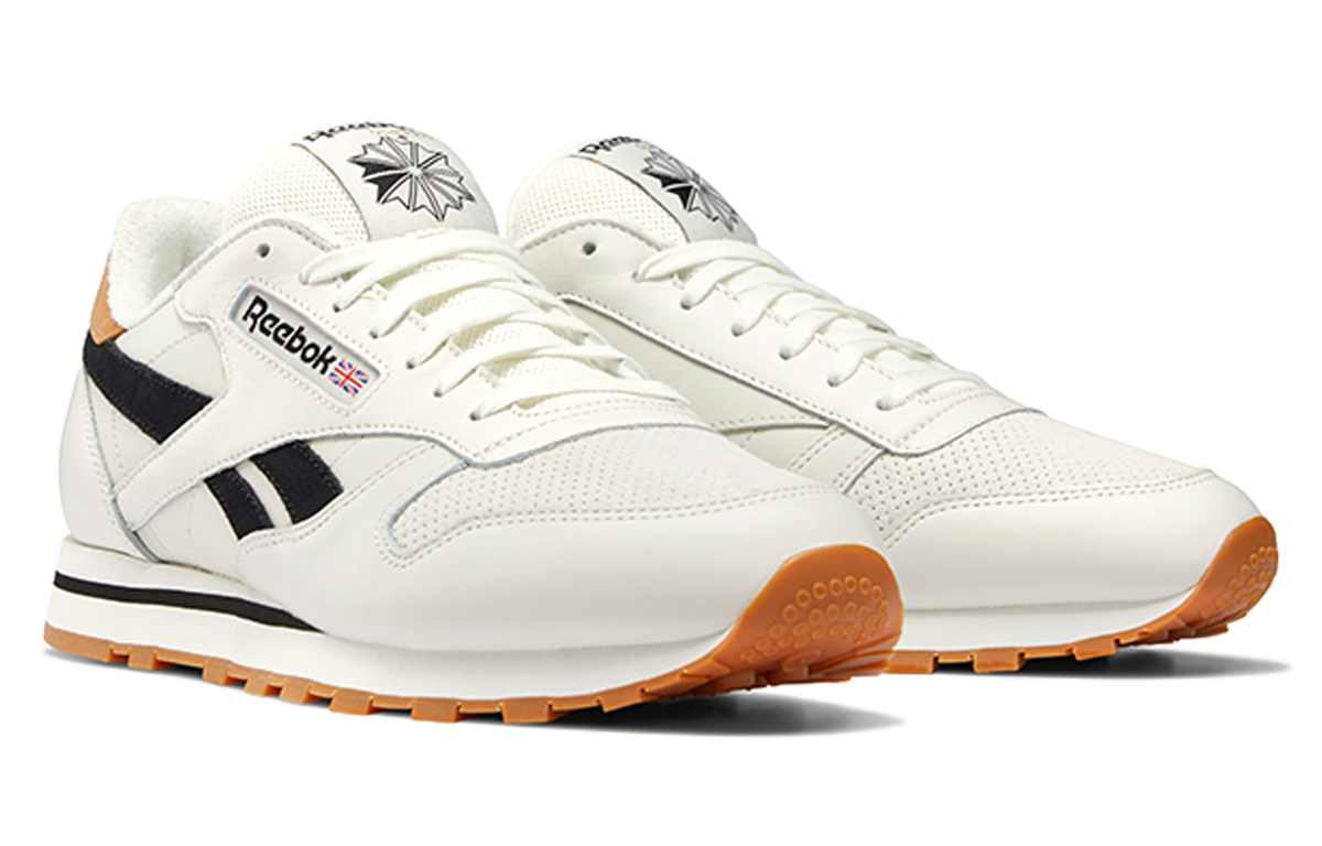 Lookbook リーボック クラシックレザー チョークブラック FX1249