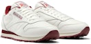 Lookbook Reebok Classic Leather 'Chalk Classic Burgundy' dalam warna Burgundy Klasik. GY4939