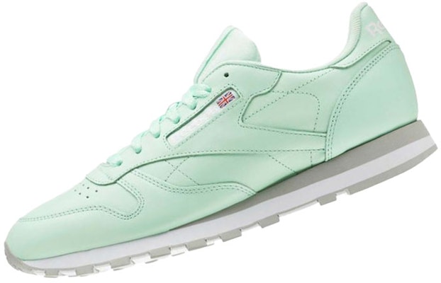Reebok Classic Leather 'Mint Green' CN5382 Lookbook Reebok Classic Leather 'Mint Green' CN5382
