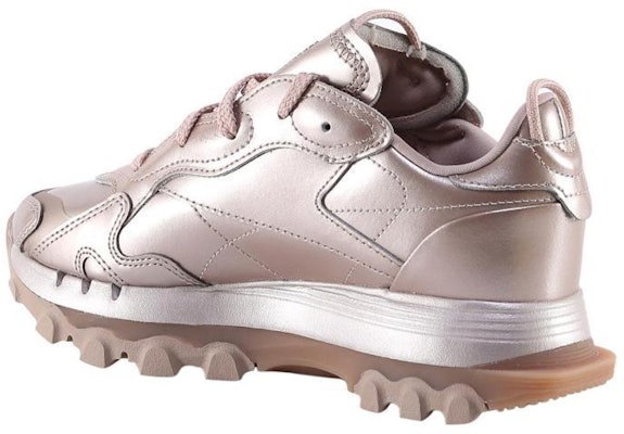 Reebok Classic Leather 'Rose Gold' Kulit Asli Emas Mawar GW2633_ROSEGOLD Lookbook Reebok Classic Leather 'Rose Gold' Kulit Asli Emas Mawar GW2633_ROSEGOLD