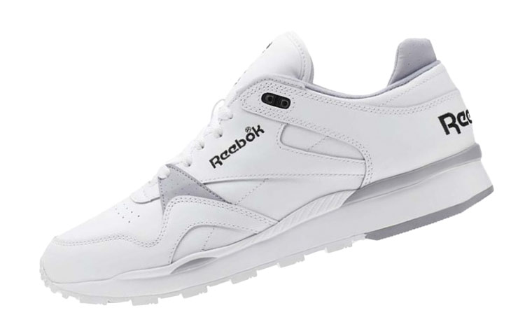 Lookbook Reebok Sepatu Kasual Kulit Klasik 'Putih Abu-abu' CN3899