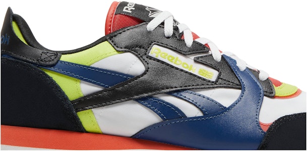 Reebok Classic Leather 'Putih Hitam Merah Dinamik' GX2846 Order Reebok Classic Leather 'Putih Hitam Merah Dinamik' GX2846