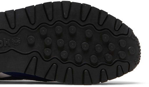 Reebok Classic Leather 'Putih Hitam Merah Dinamik' GX2846 Purchase Reebok Classic Leather 'Putih Hitam Merah Dinamik' GX2846