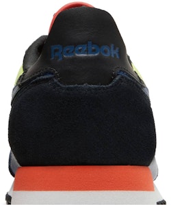 Reebok Classic Leather 'Putih Hitam Merah Dinamik' GX2846 Sizing Reebok Classic Leather 'Putih Hitam Merah Dinamik' GX2846