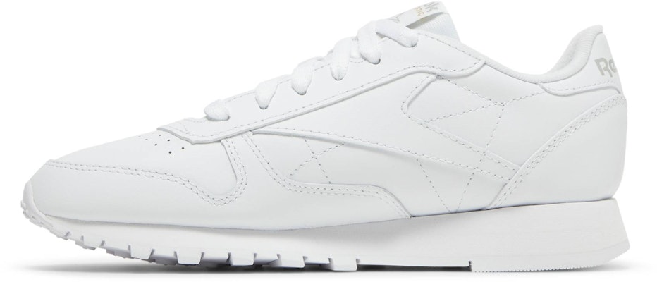 (W) Reebok Classic Leather 'Putih Abu-Abu Murni' GY0957 Lookbook (W) Reebok Classic Leather 'Putih Abu-Abu Murni' GY0957