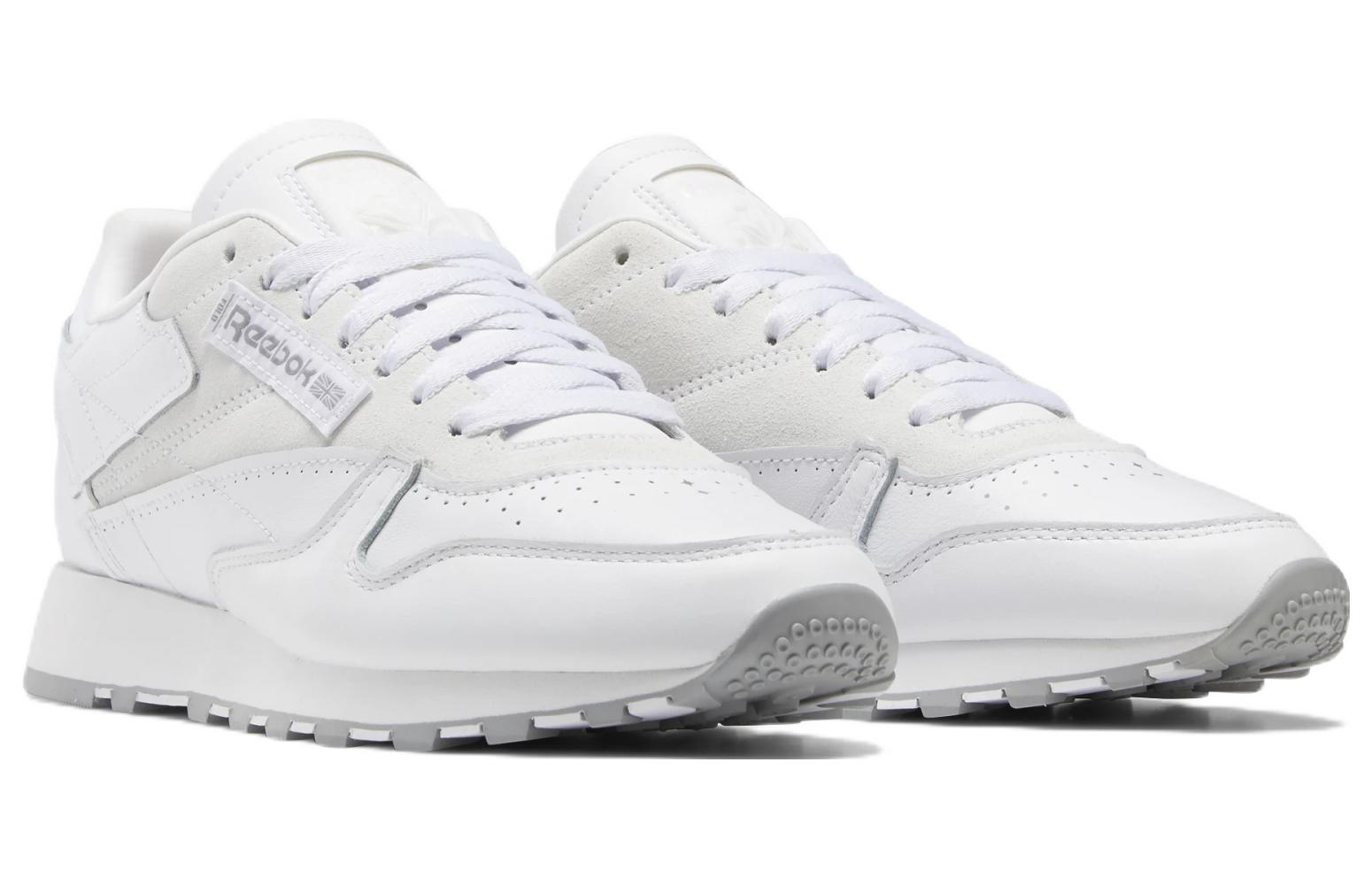 Lookbook リーボック クラシックレザー 白 (ホワイトロドナイト) GX6196