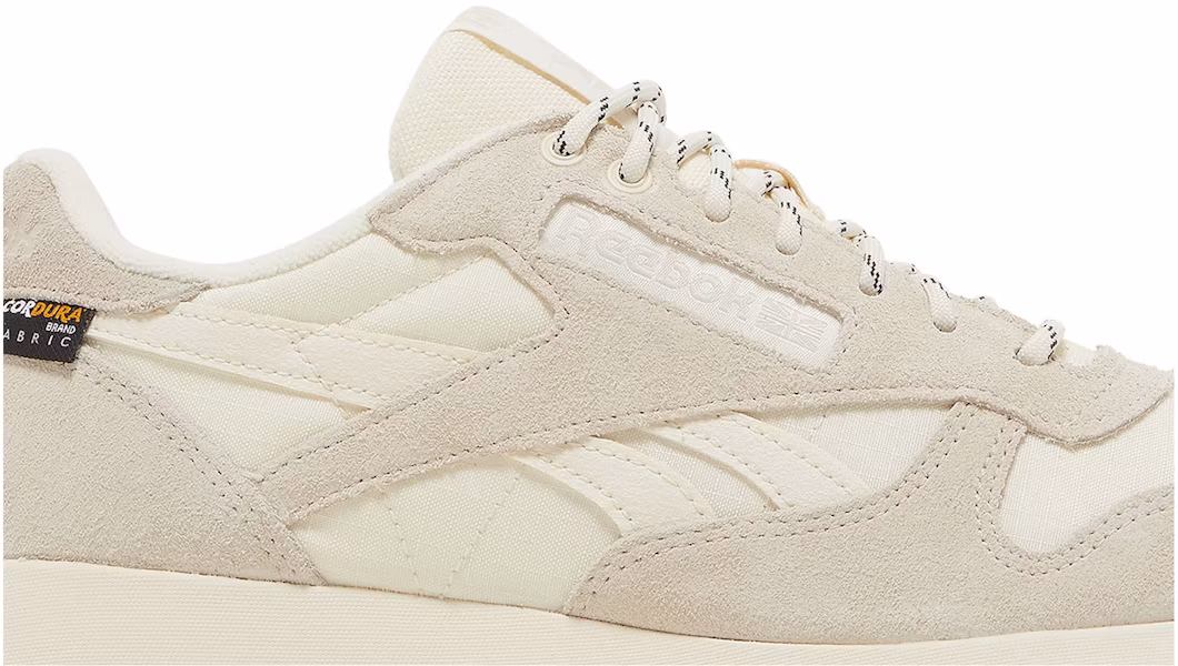 Reebok Classic Leather ''Wit Stucco'' GY1527 Lookbook Reebok Classic Leather ''Wit Stucco'' GY1527