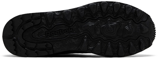 Reebok Classic Leather Winterized Wrn 耐磨防滑 低筒 跑步鞋 男女款 黑色 Shop Reebok Classic Leather Winterized Wrn 耐磨防滑 低筒 跑步鞋 男女款 黑色