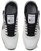 Reebok Classic Leather 'Winterized - Putih Kelabu Tulin' 100074286 Lookbook Reebok Classic Leather 'Winterized - Putih Kelabu Tulin' 100074286