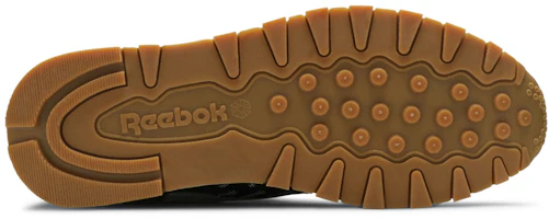 Shop Reebok 經典皮革變奏版 '黑灰' DV5240