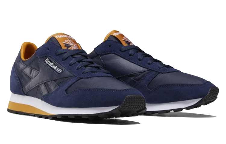 Lookbook Reebok经典皮革AZ '蓝黑' Q47278