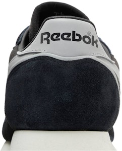Reebok 經典皮革 Gore-Tex '核心黑' H05012 Sizing Reebok 經典皮革 Gore-Tex '核心黑' H05012