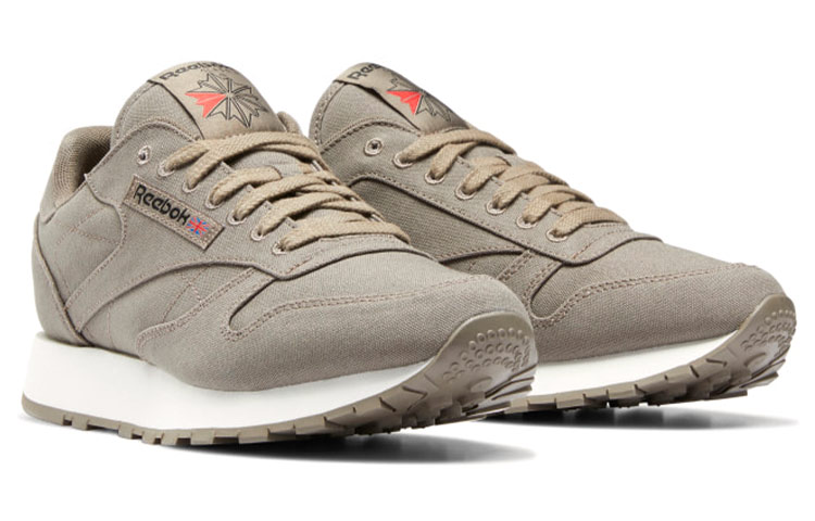 Lookbook 锐步经典皮革增高鞋 '卡其色' H68782