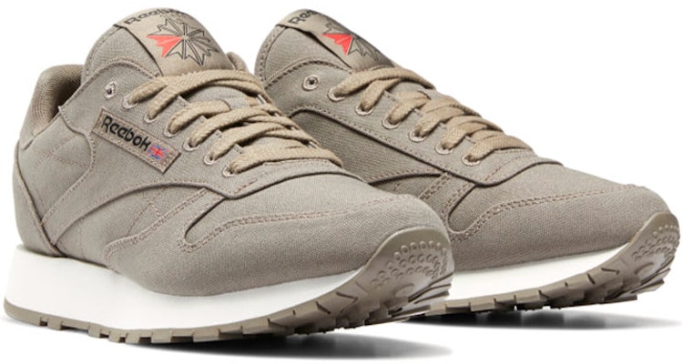 锐步经典皮革增高鞋 '卡其色' H68782 Lookbook 锐步经典皮革增高鞋 '卡其色' H68782