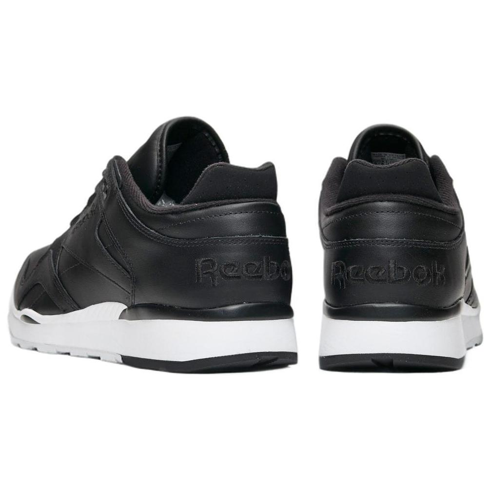 Lookbook Reebok Classic Leather II ''Nero'' CN3900