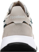 Reebok Classic Leather Legacy 'Stucco Midnight Pine' Sepatu S24173 Sizing Reebok Classic Leather Legacy 'Stucco Midnight Pine' Sepatu S24173