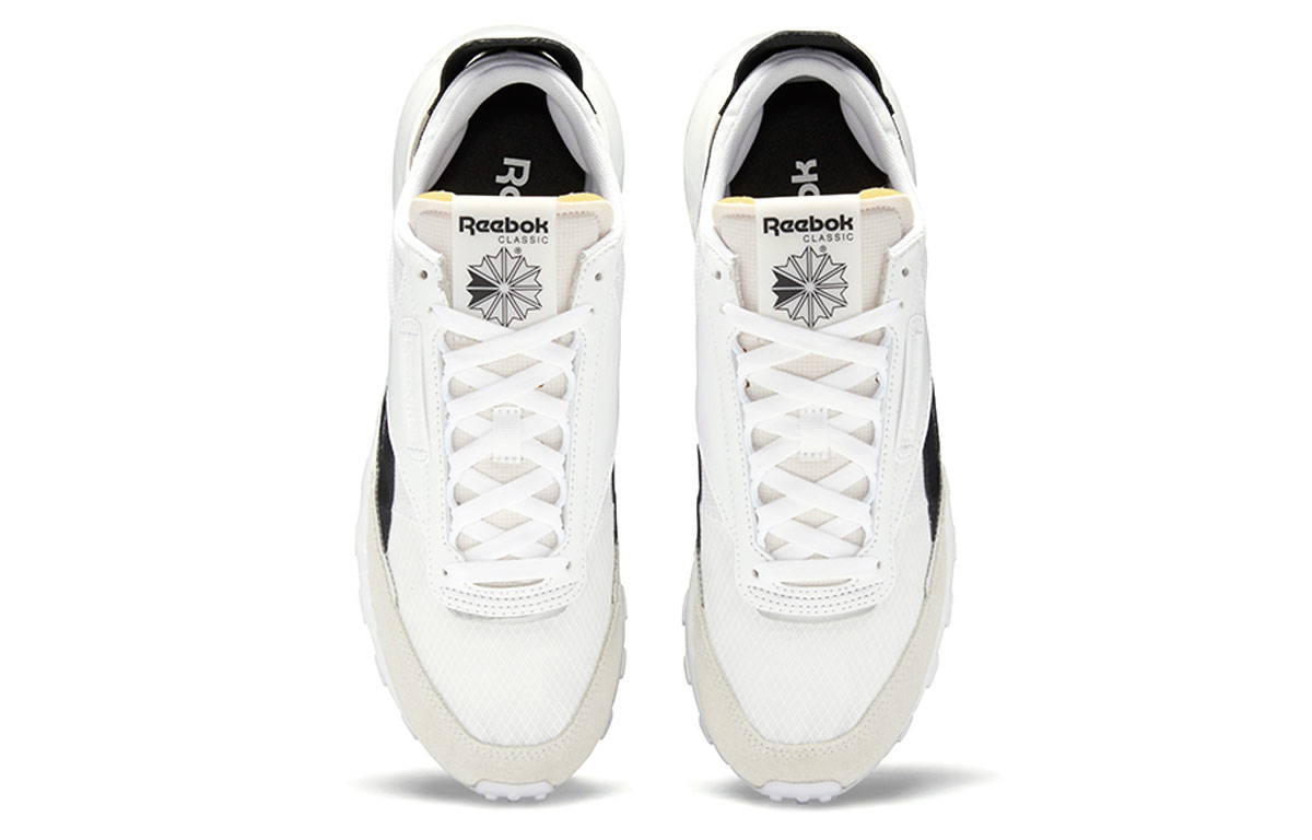 Shop Reebok Classic Leather Legacy 'Putih Hitam' GY2722