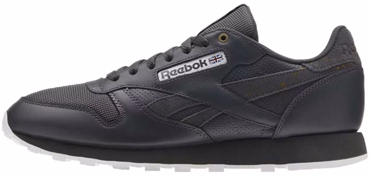 reebok-classic-leather-low-black-cn-4890