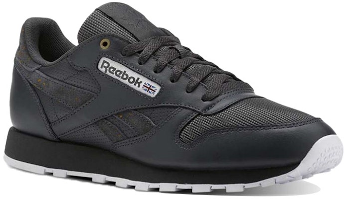 Reebok Classic Leather Low 'Hitam' CN4890 Shop Reebok Classic Leather Low 'Hitam' CN4890