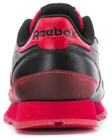 Shop Reebok 經典皮革紅黑低幫運動鞋