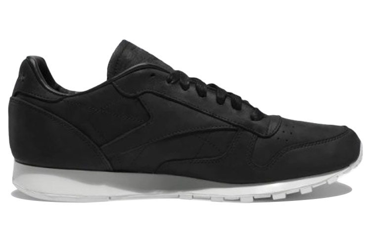 Order Reebok Classic Leather Lux ''Schwarze Laufschuhe'' V68685