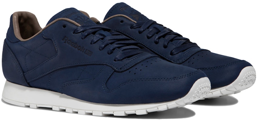 Reebok Classic Leather Lux 'Comfort Breathable Navy' GW8705 Lookbook Reebok Classic Leather Lux 'Comfort Breathable Navy' GW8705