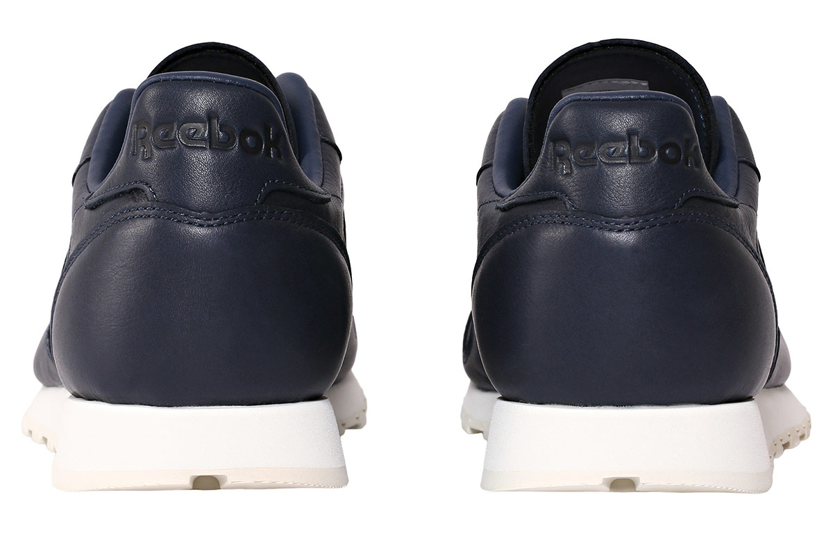 Shop Reebok Classic Leather Lux ''Tiefblau'' CN1721