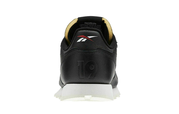 Shop Reebok Classic Leather MU ''Noir'' DV5016
